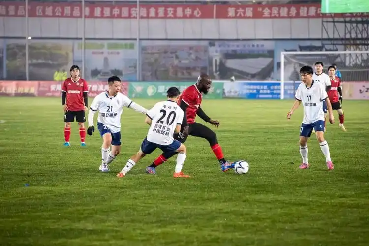 CBA联赛：浙江稠州金租 VS 广东东莞大益